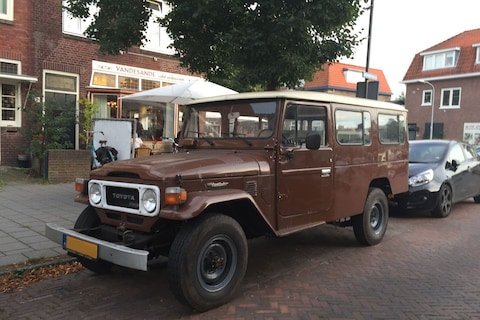 In het wild: Toyota Land Cruiser (1982)