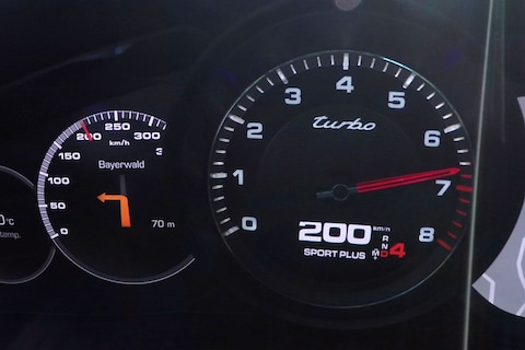 Porsche Panamera Turbo - 0-200 km/h