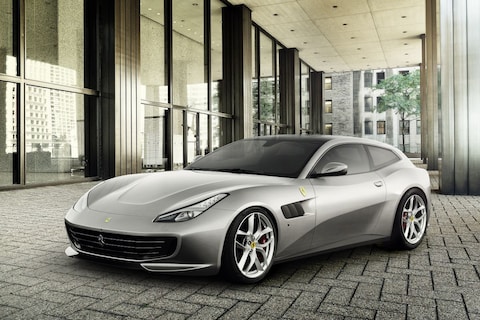 Ferrari GTC4Lusso T onthuld