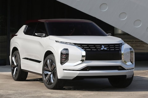In detail: Mitsubishi GT-PHEV Concept