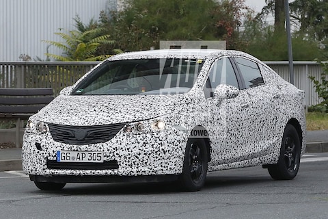 In beeld: Opel Astra Sedan