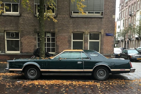 In het wild: Lincoln Continental Mark V (1978)