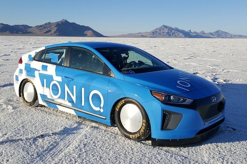 Hyundai Ioniq breekt snelheidsrecord