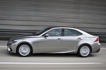 Lexus IS 300h