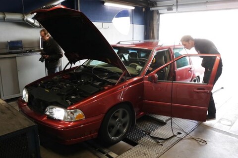 Volvo V70 T5 (1998) - Op de Rollenbank