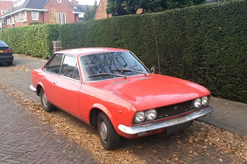 In het wild: Fiat 124 Coupé (1970)