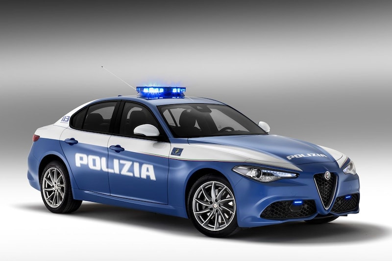 Alfa Romeo's en Jeeps voor Polizia di Stato
