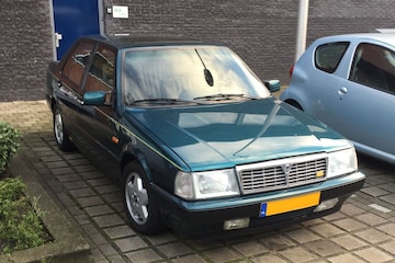 In het wild: Lancia Thema 8.32
