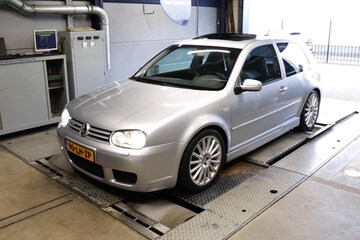 Volkswagen Golf R32 Rollenbank