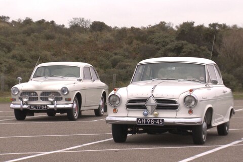 Volvo Amazon vs. Borgward Isabella - Classics Dubbeltest