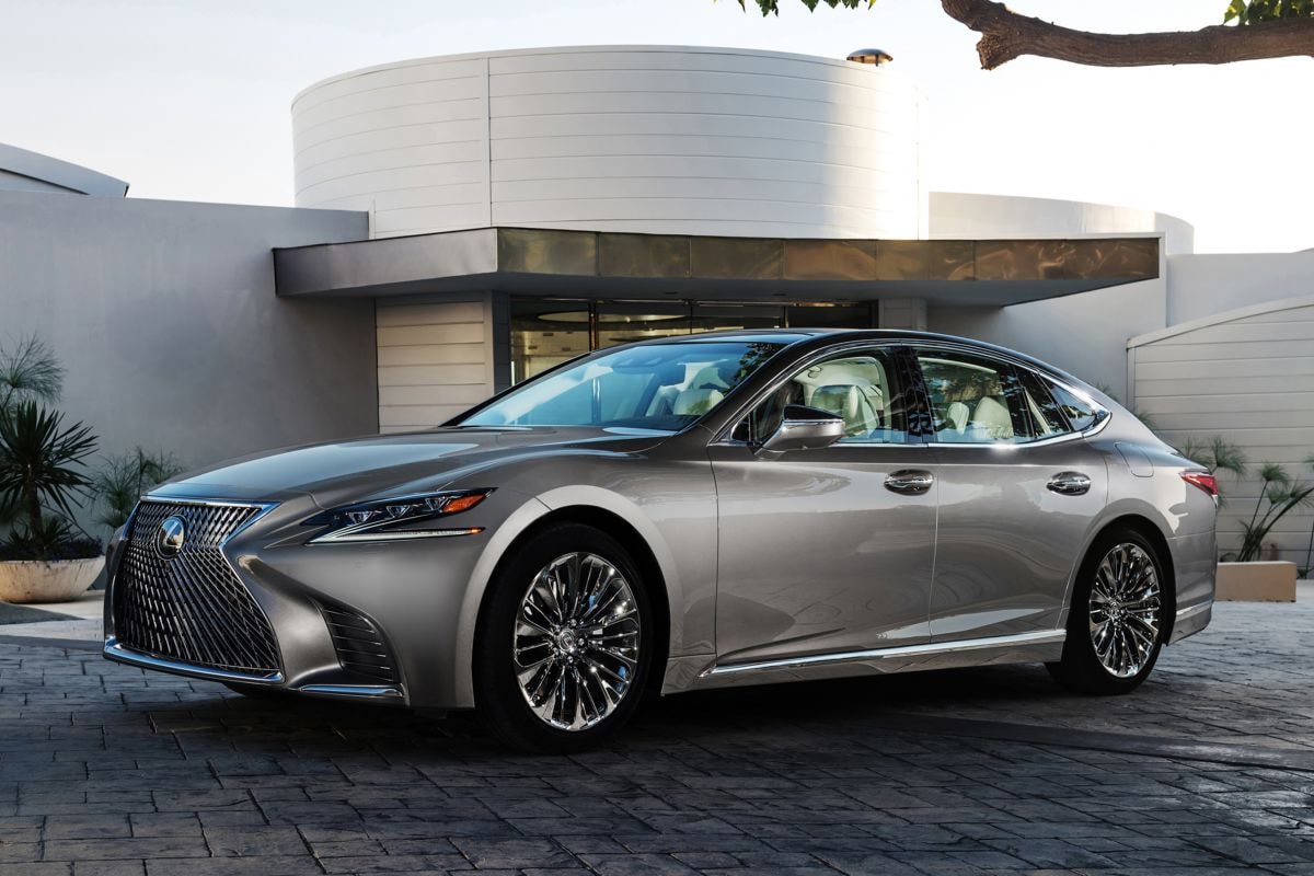 Lexus LS