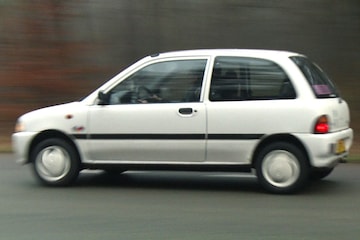 Subaru Vivio - Klokje Rond