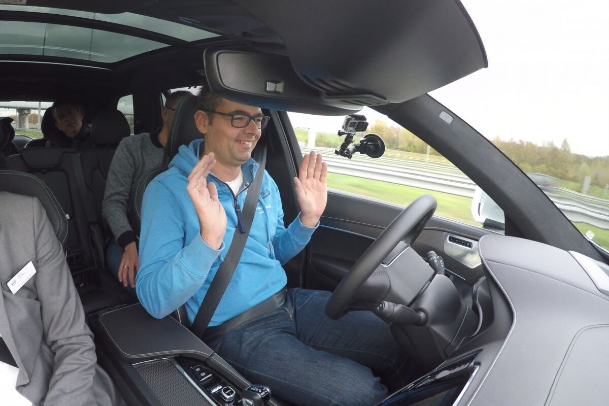Volvo autonoom