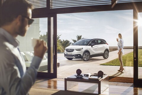 'Opel mikt op vrouwen met Crossland X'