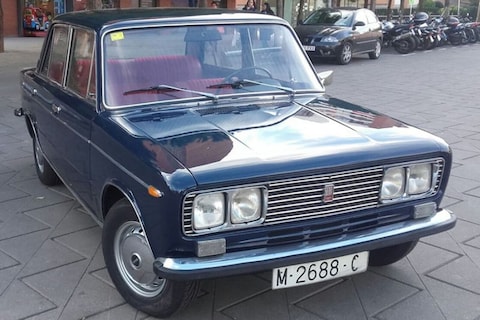 Oude Seat 1430 van Julio Iglesias onder de hamer