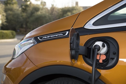 'Wereldwijde verkoop EV's dit jaar naar 1 miljoen'