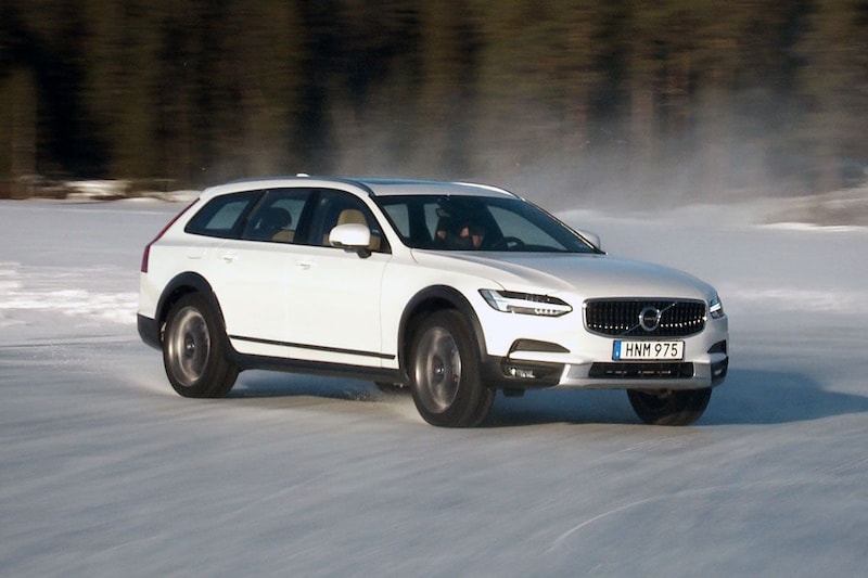 Volvo V90 Cross Country