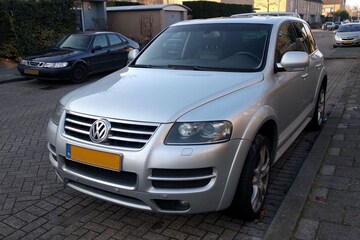 In het wild: Volkswagen Touareg W12