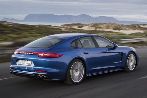 Porsche roept huidige Panamera terug