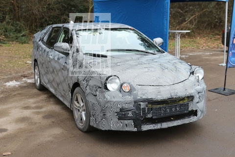 Gespot: nieuwe Toyota Avensis