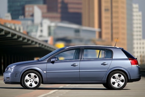 Afgestoft: Opel Signum