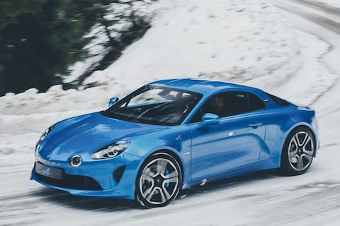 Twee Alpine Centers in Nederland