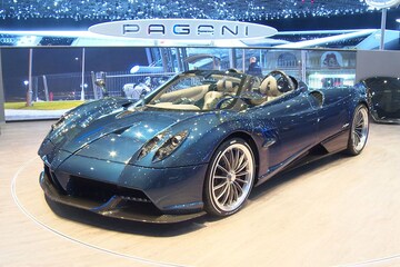 Pagani Huayra Roadster