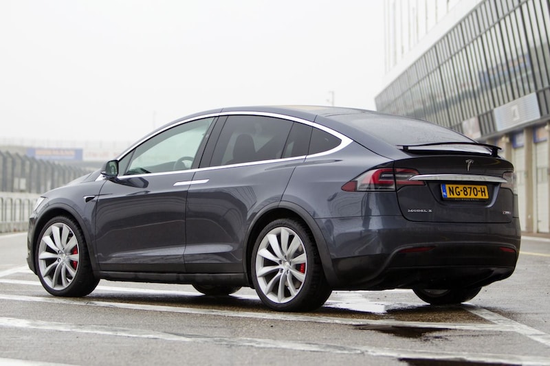 Tesla Model X P100D