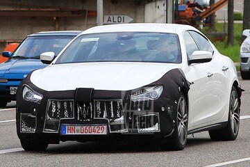 Maserati Ghibli facelift spyshots