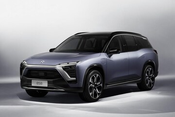 NIO ES8