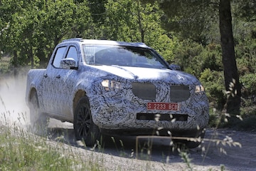 Mercedes-Benz X-klasse spyshots