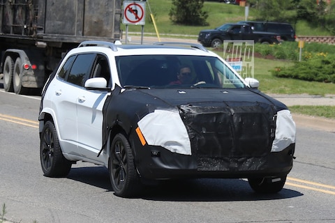 Facelift voor Jeep Cherokee op komst