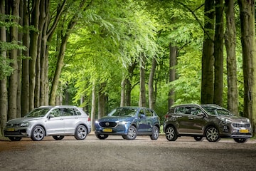 AW 24 Volkswagen Tiguan, Mazda CX-5, Kia Sportage