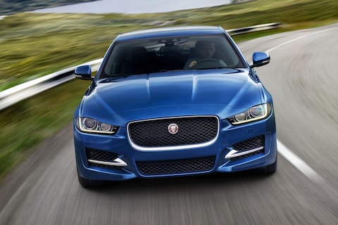 Nieuwe motor voor Jaguar XE, XF en F-Pace  