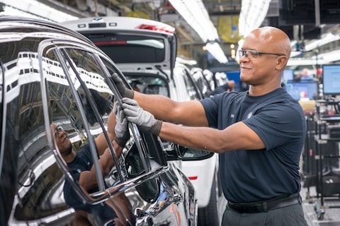 BMW weet fikse investeringen goed te verteren