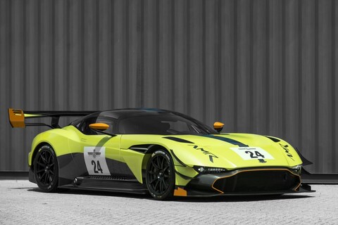 Aston Martin ontketent Vulcan AMR Pro