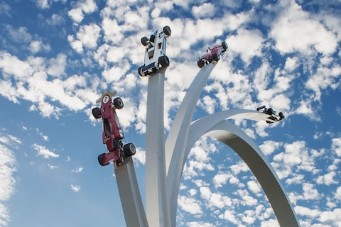 Goodwood-sculptuur gepresenteerd