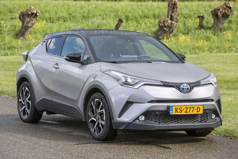 Toyota C-HR Hybrid (2017)