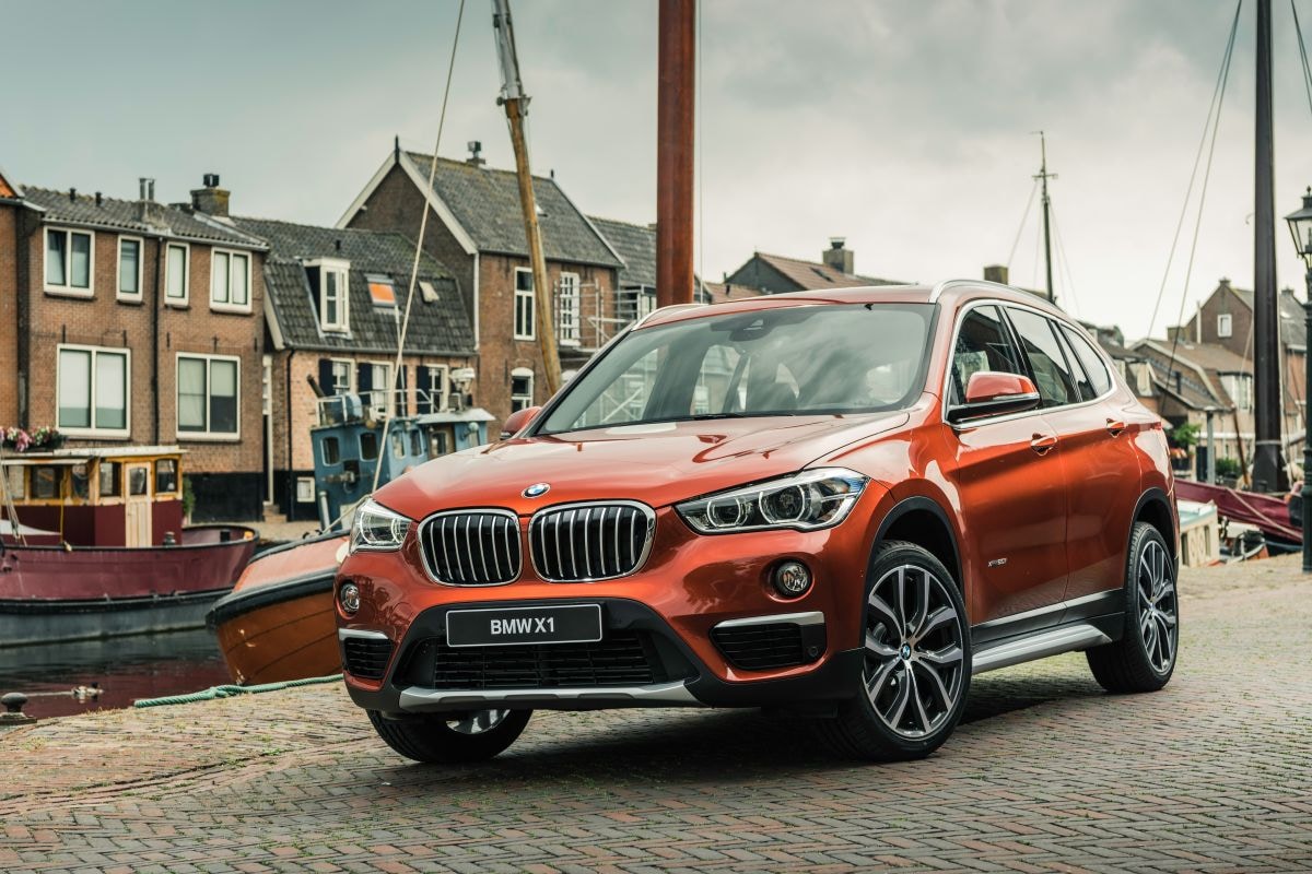 BMW X1 Orange Edition