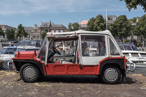 In het Wild: Austin Mini Moke (1987)
