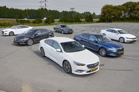 Ford Mondeo - Mazda 6 - Opel Insignia - Renault Talisman - Skoda Superb - Volkswagen Passat - Test
