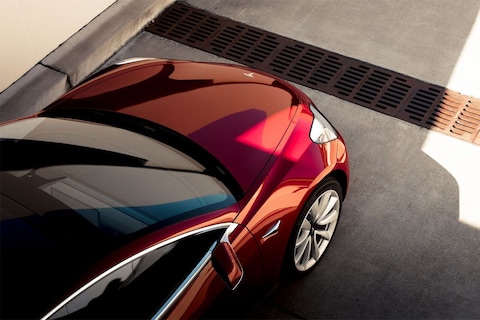 'Tesla Model 3 heeft 50 of 75 kWh'