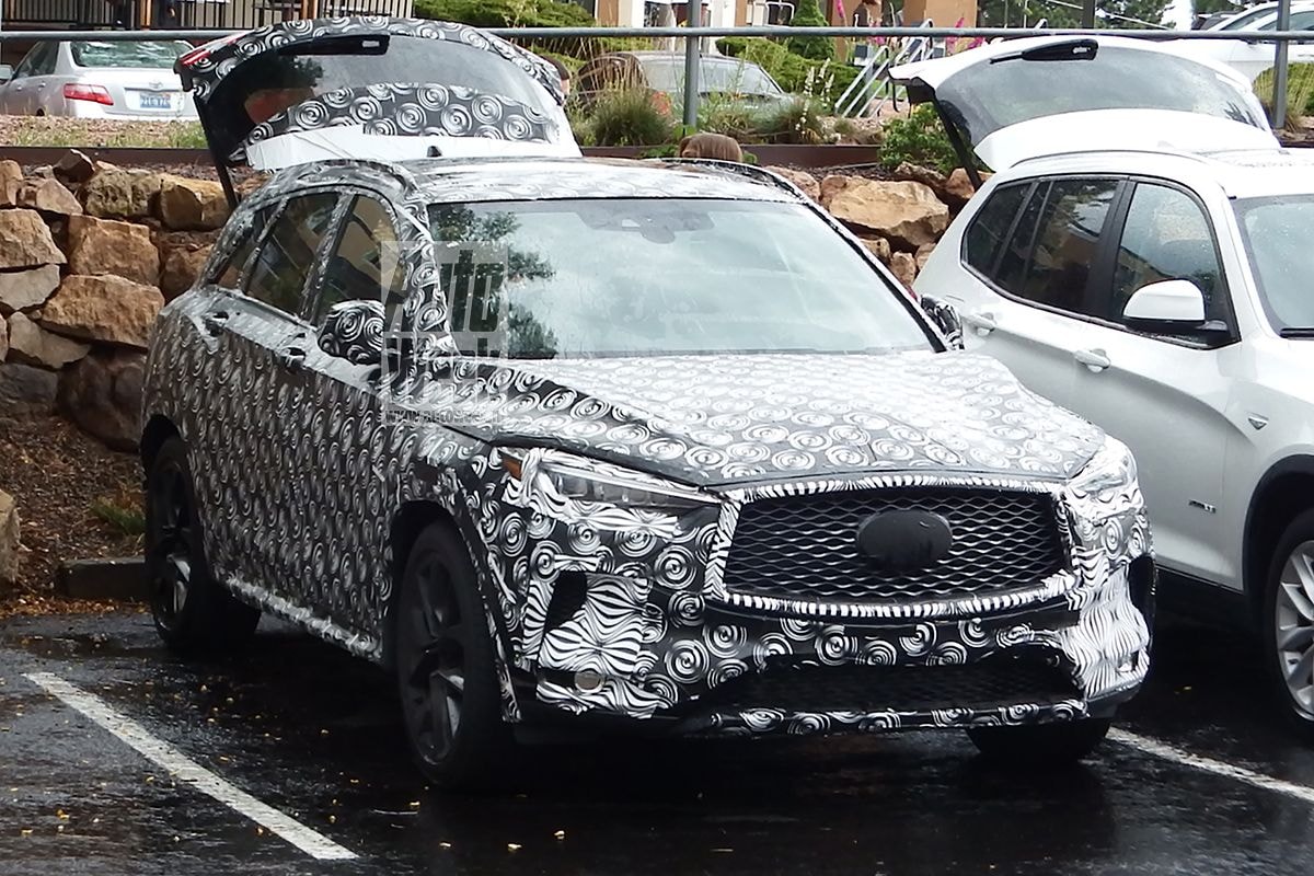 Infiniti QX50 spyshots