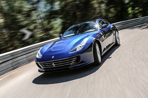 Ferrari trekt stekker uit GTC4Lusso