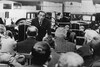 Louis Renault met dealers 1932