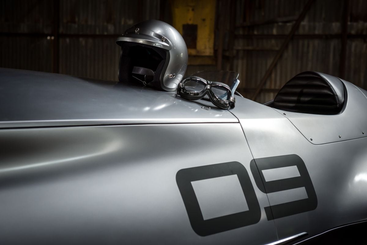 Infiniti teaser