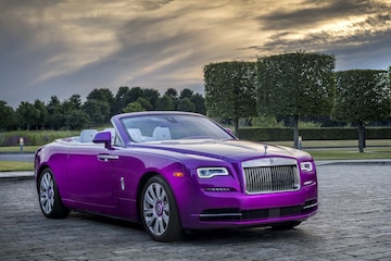 Rolls-Royce Dawn in Fuxia