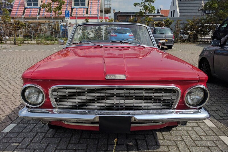 Plymouth Valiant
