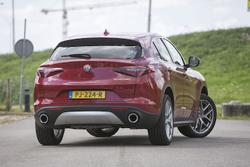 Alfa Romeo Stelvio 2.0 T 4WD First Edition