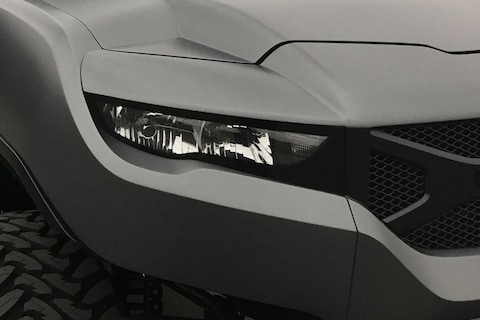 Rezvani Motors' Tank staart je aan